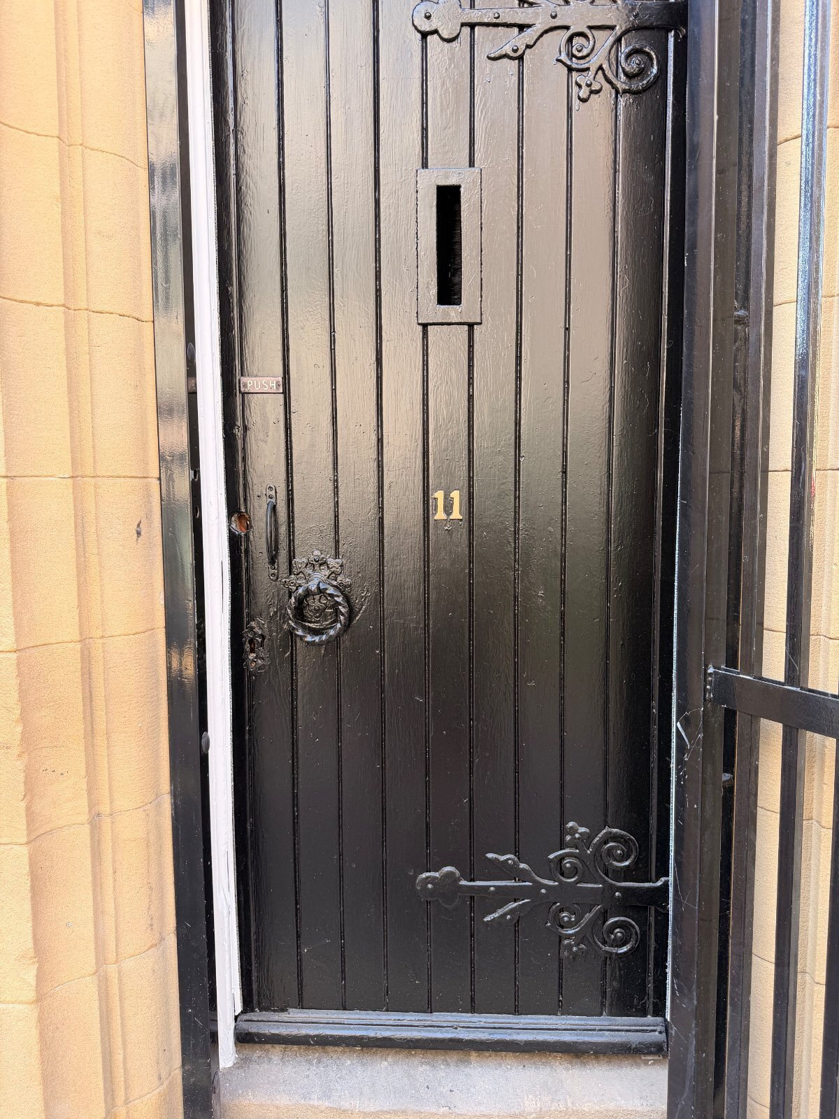 11 Chancery Lane, Huddersfield, HD1 Image 8