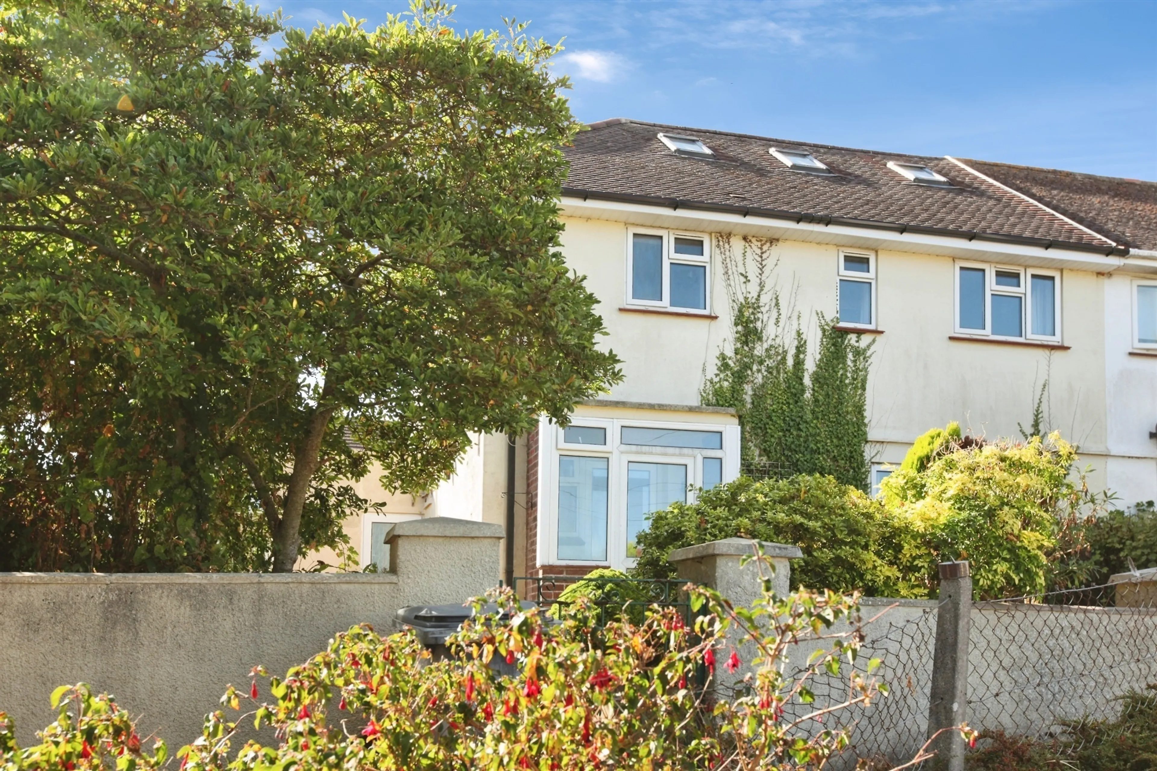 Property photo 0