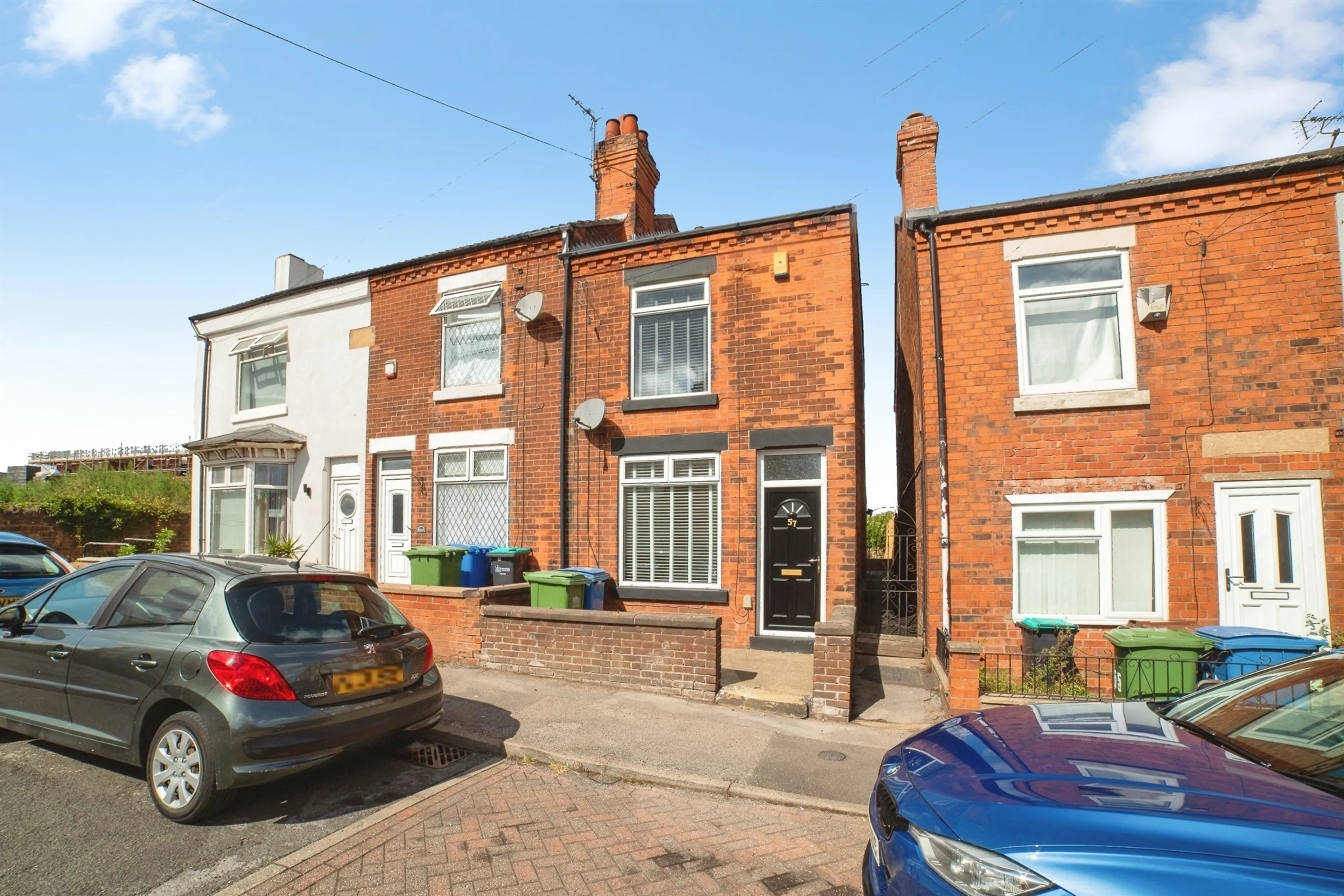 Property photo 0