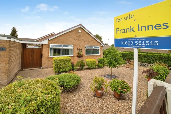 Springwood View Close, Sutton-in-Ashf...