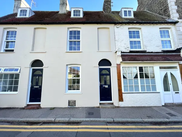 High Street, St. Peters