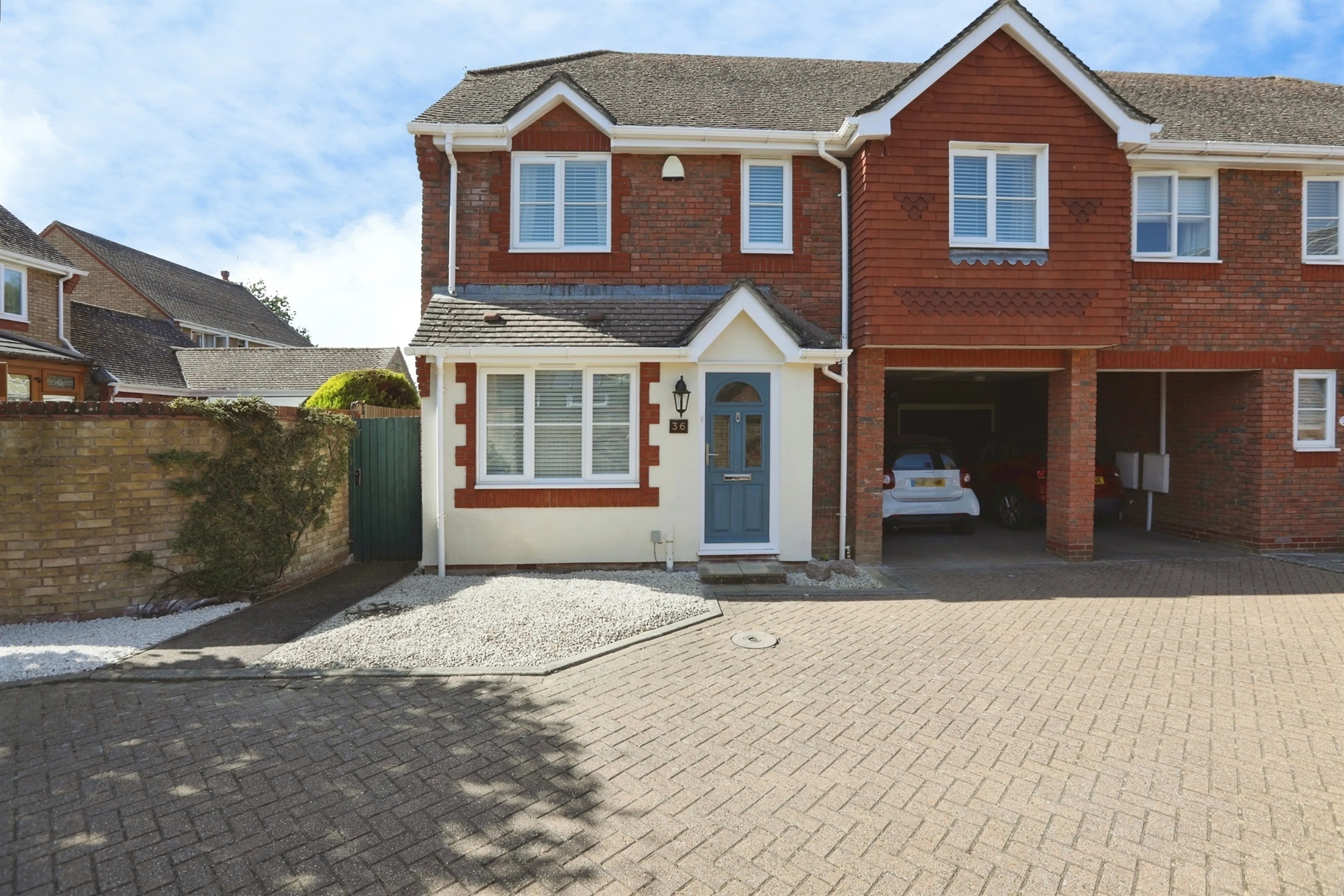 Property photo 0