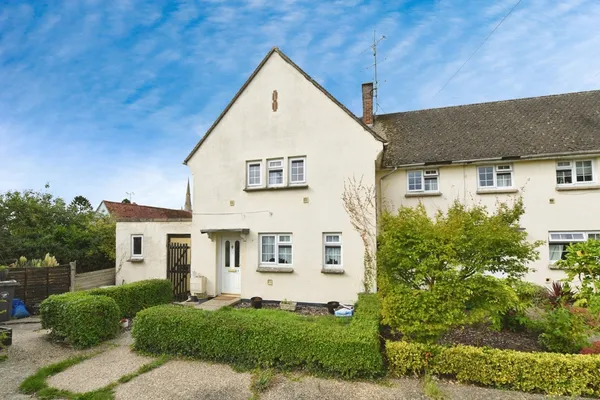 Weaverhead Close, Thaxted, Dunmow, Es...