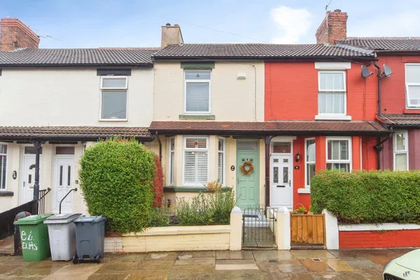 Elmswood Road, Birkenhead, CH42