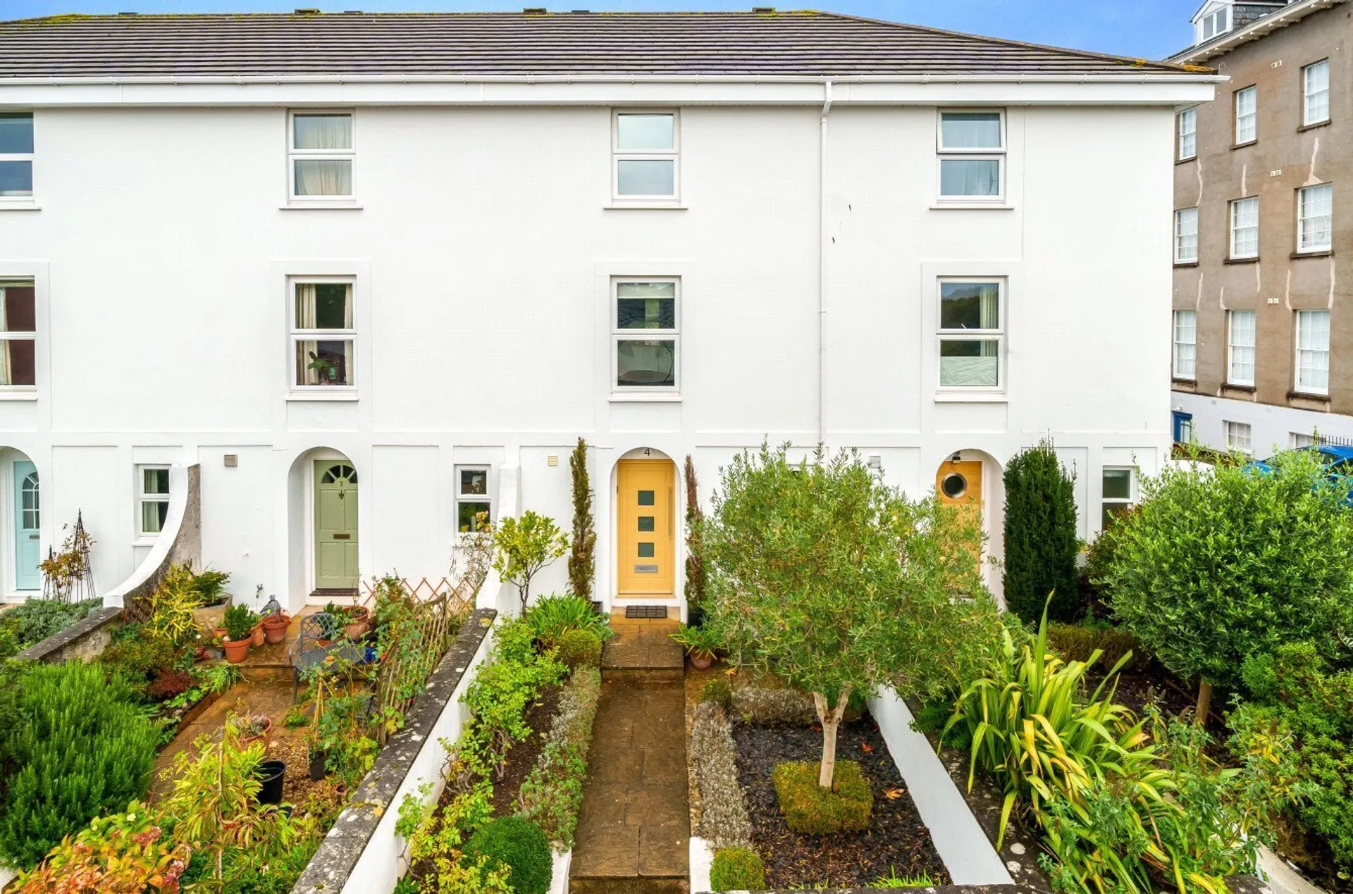 Property photo top 0