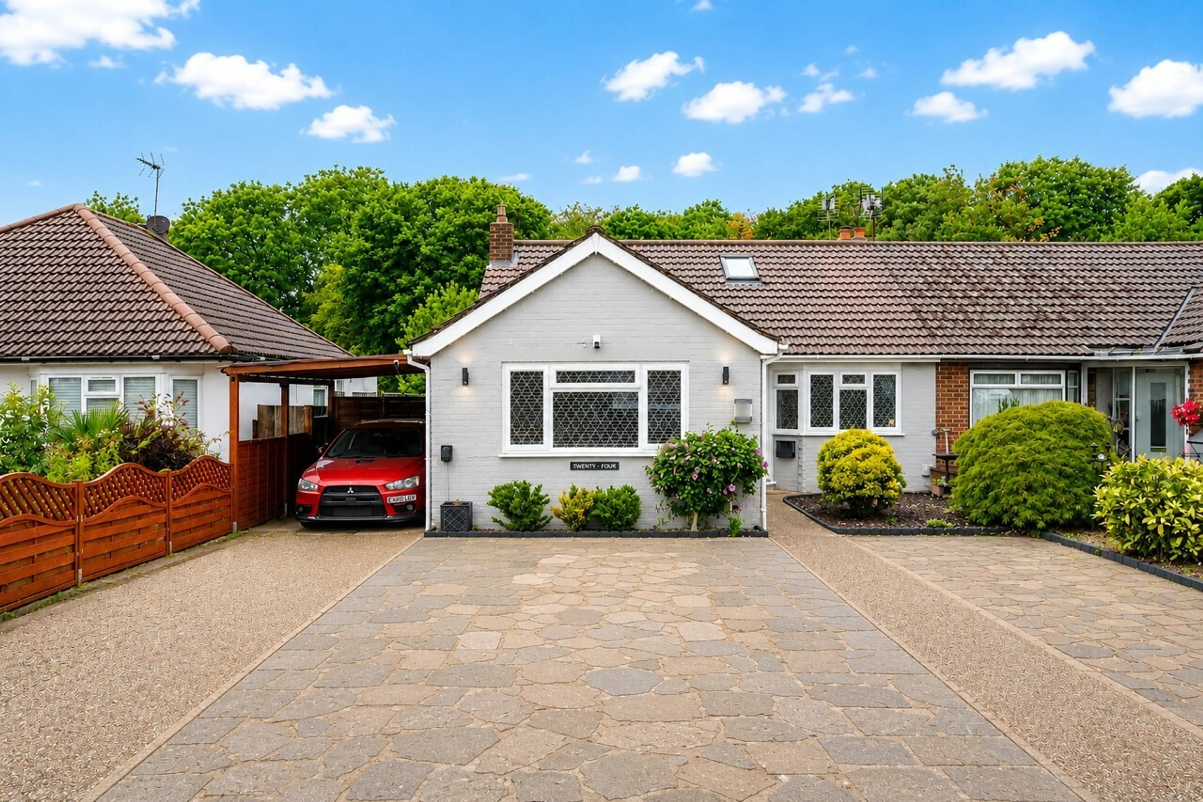 Property photo 0