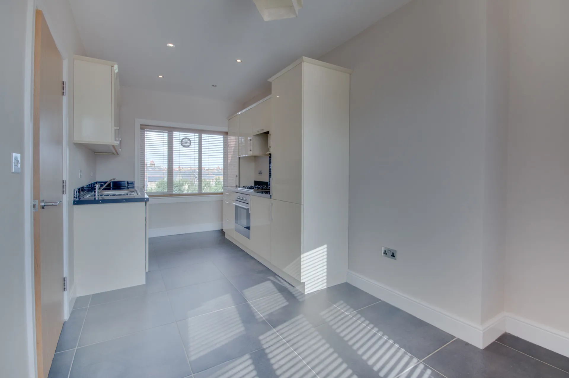 Property photo top 2