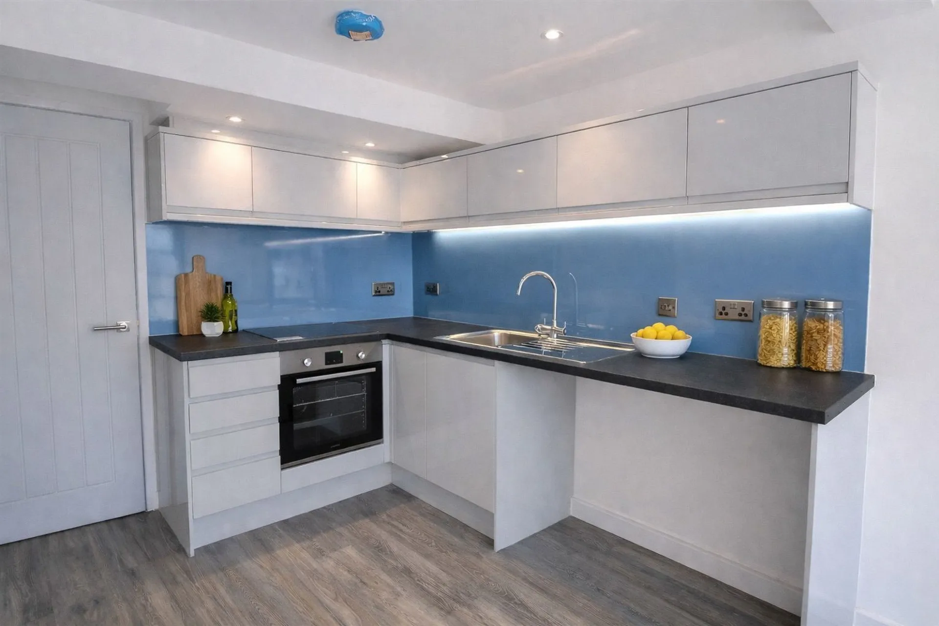 Property photo top 1