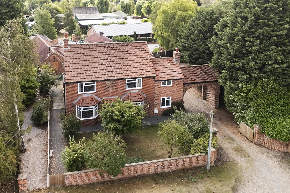 Newfield Lane, South Cave