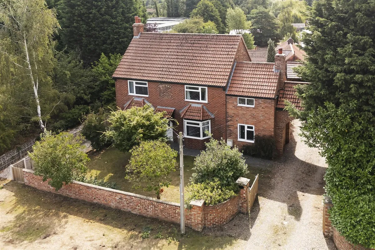 Newfield Lane, South Cave