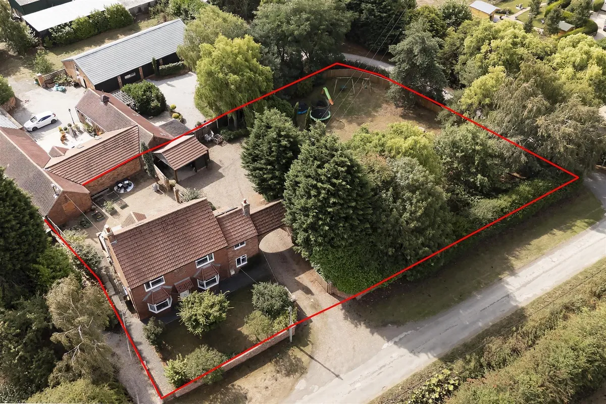 Newfield Lane, South Cave