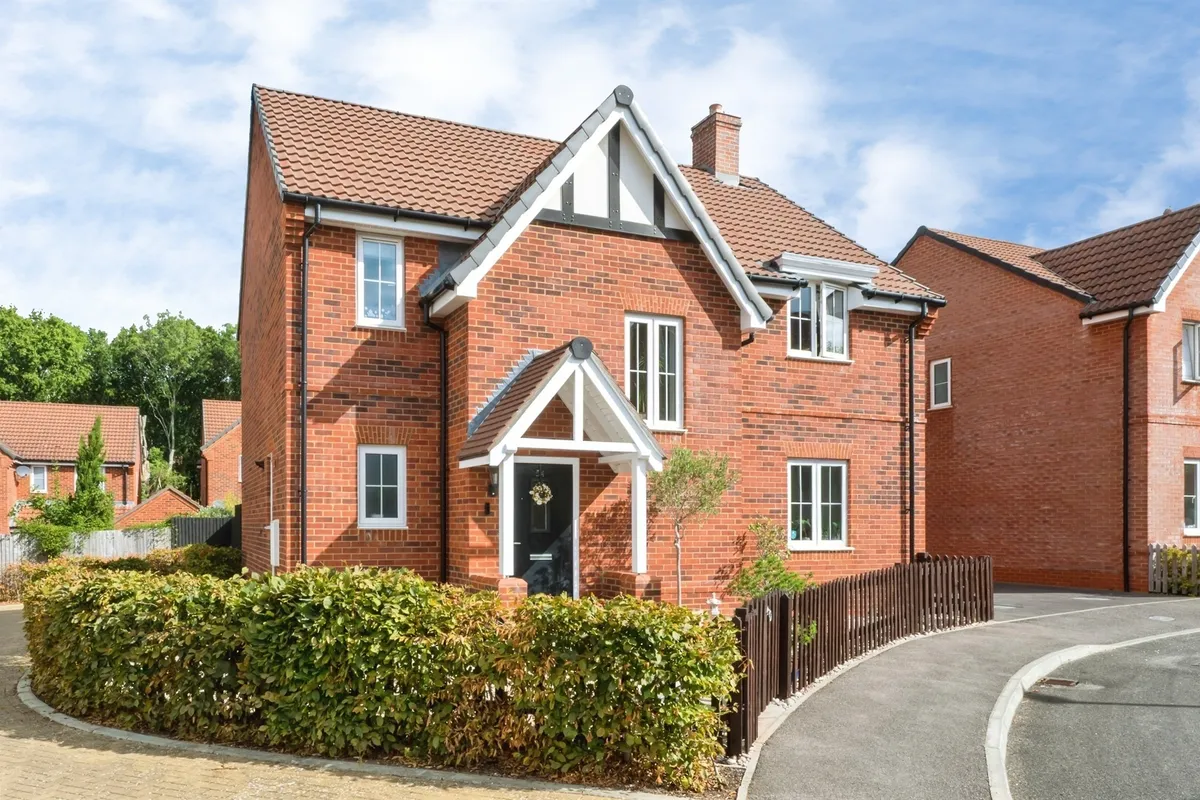 Chiltern Crescent, Fair Oak, Eastleigh