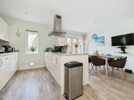 Chiltern Crescent, Fair Oak, Eastleigh thumb 2