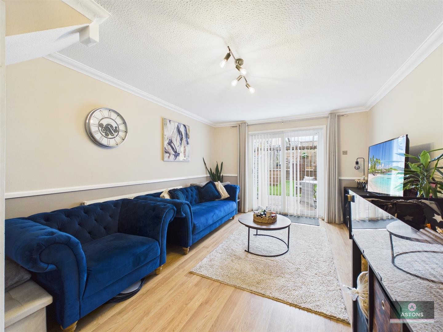 Prestwick Close, Ifield, Crawley Image 3