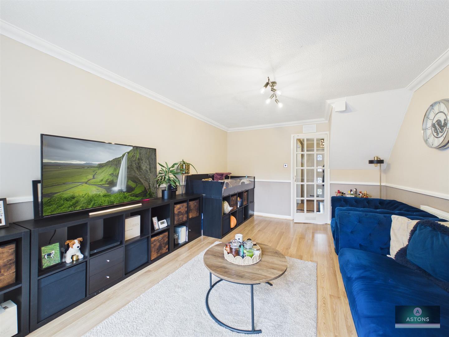 Prestwick Close, Ifield, Crawley Image 4