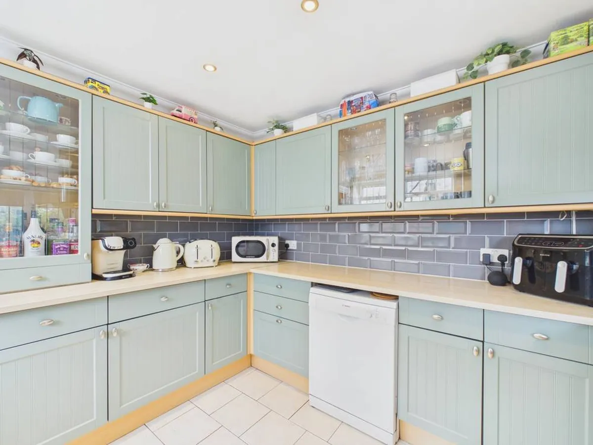 Kenilworth Road, Barry, CF63