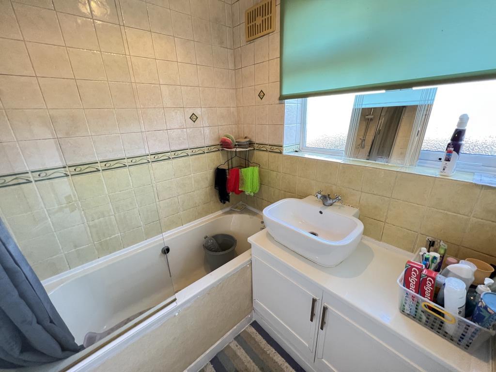 Pauline Avenue, Longford, Coventry, Cv6 7dh Image 11