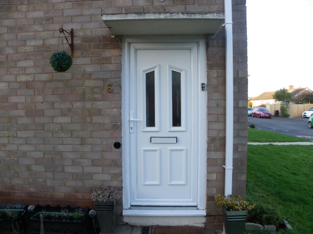 Denton Close, Kenilworth Image 1