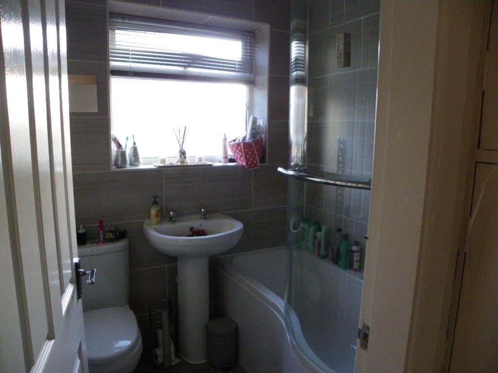 Denton Close, Kenilworth Image 6
