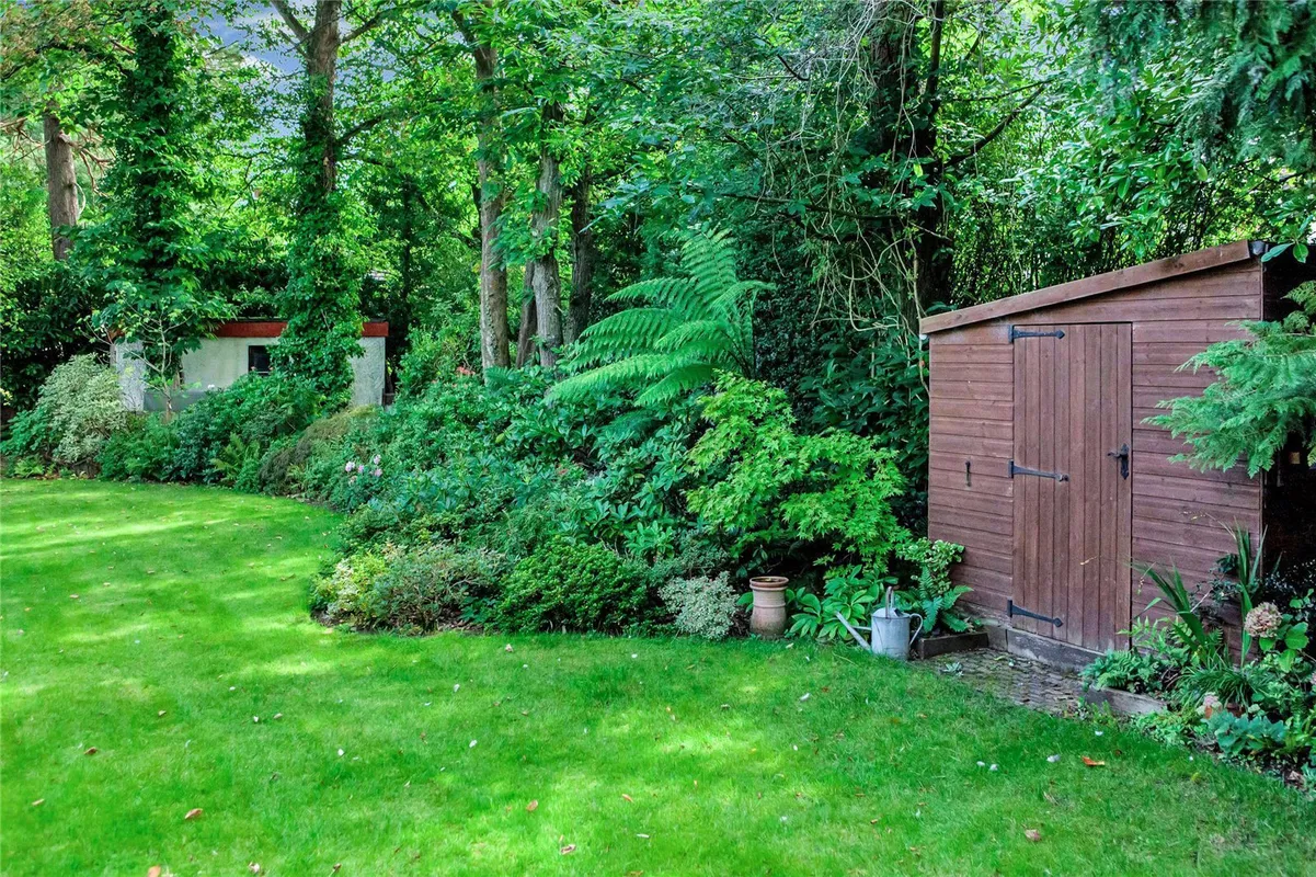 Glenwood Road, West Moors, Ferndown, Dorset, BH22