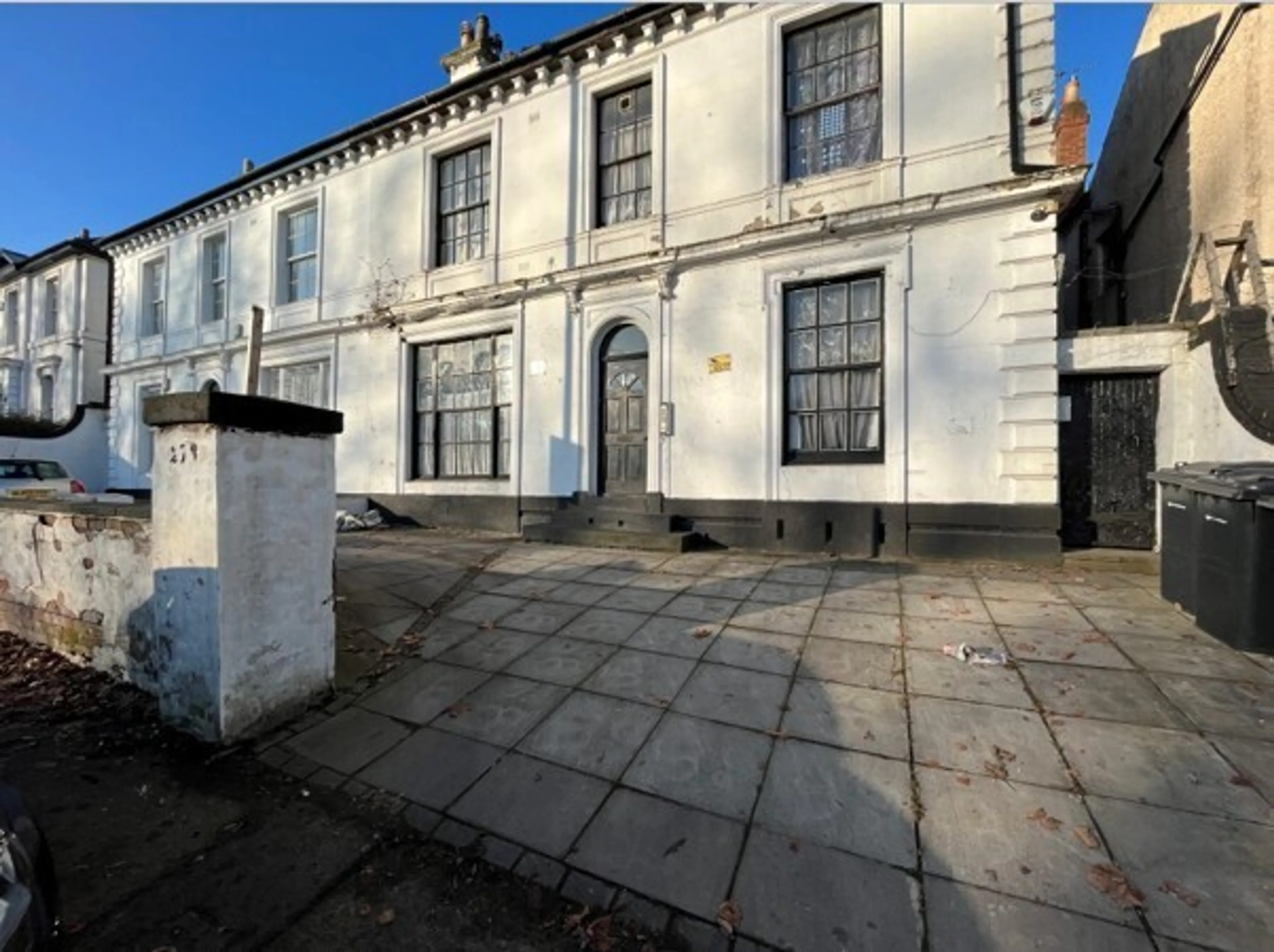 Property photo 0