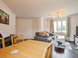 Trinity Mews, Thornaby, Stockton-On-Tees thumb 3