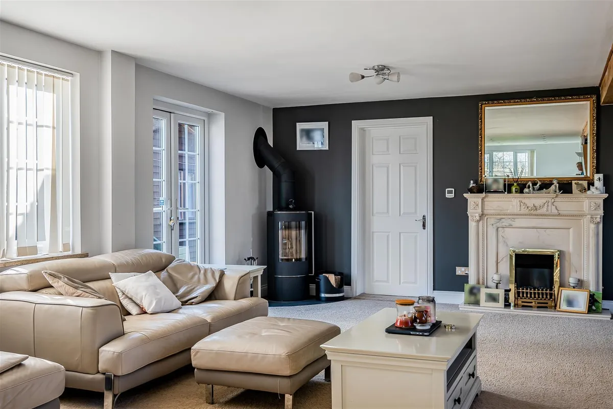 Price Range £1.2m-£1.25m | rural mid Kent