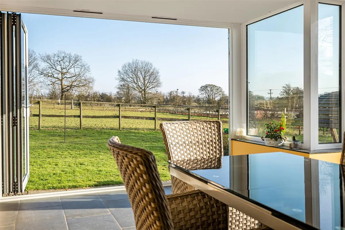 Price Range £1.2m-£1.25m | rural mid Kent