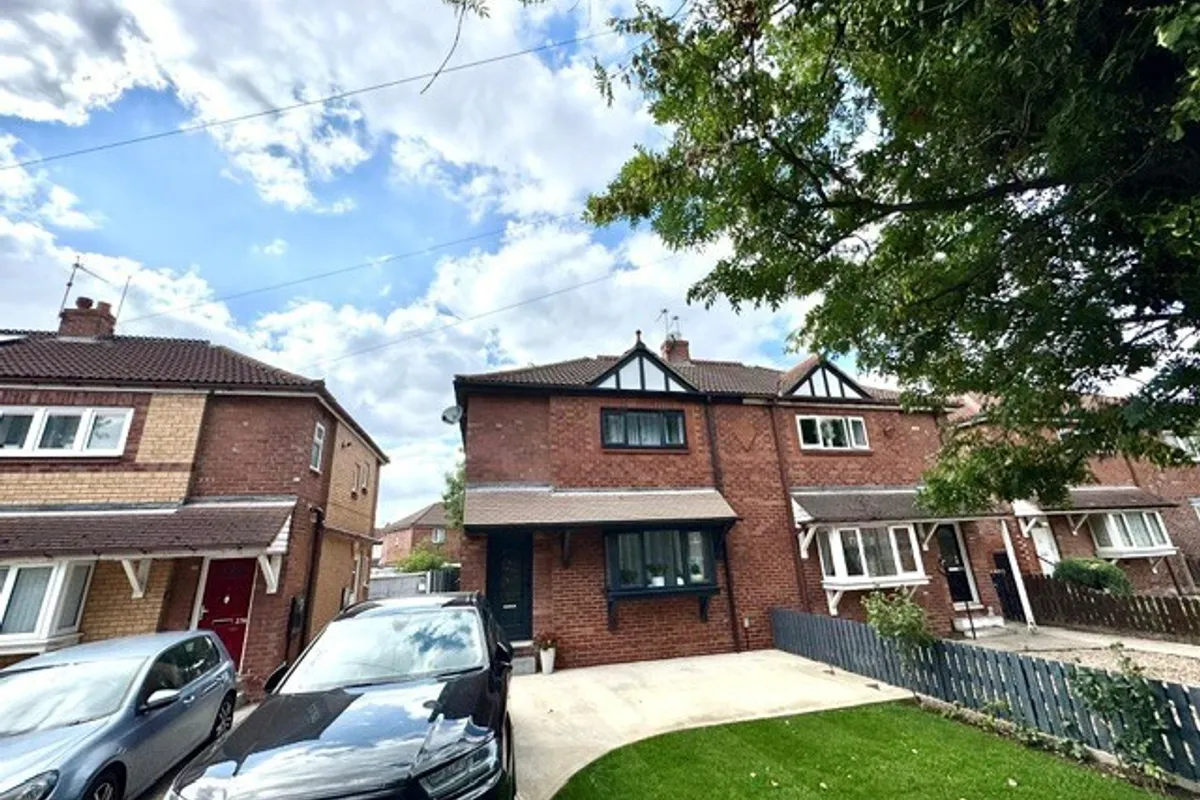 Pontefract Road, BARNSLEY