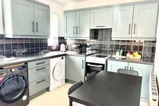 Pontefract Road, BARNSLEY