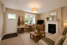 New Road, Calne