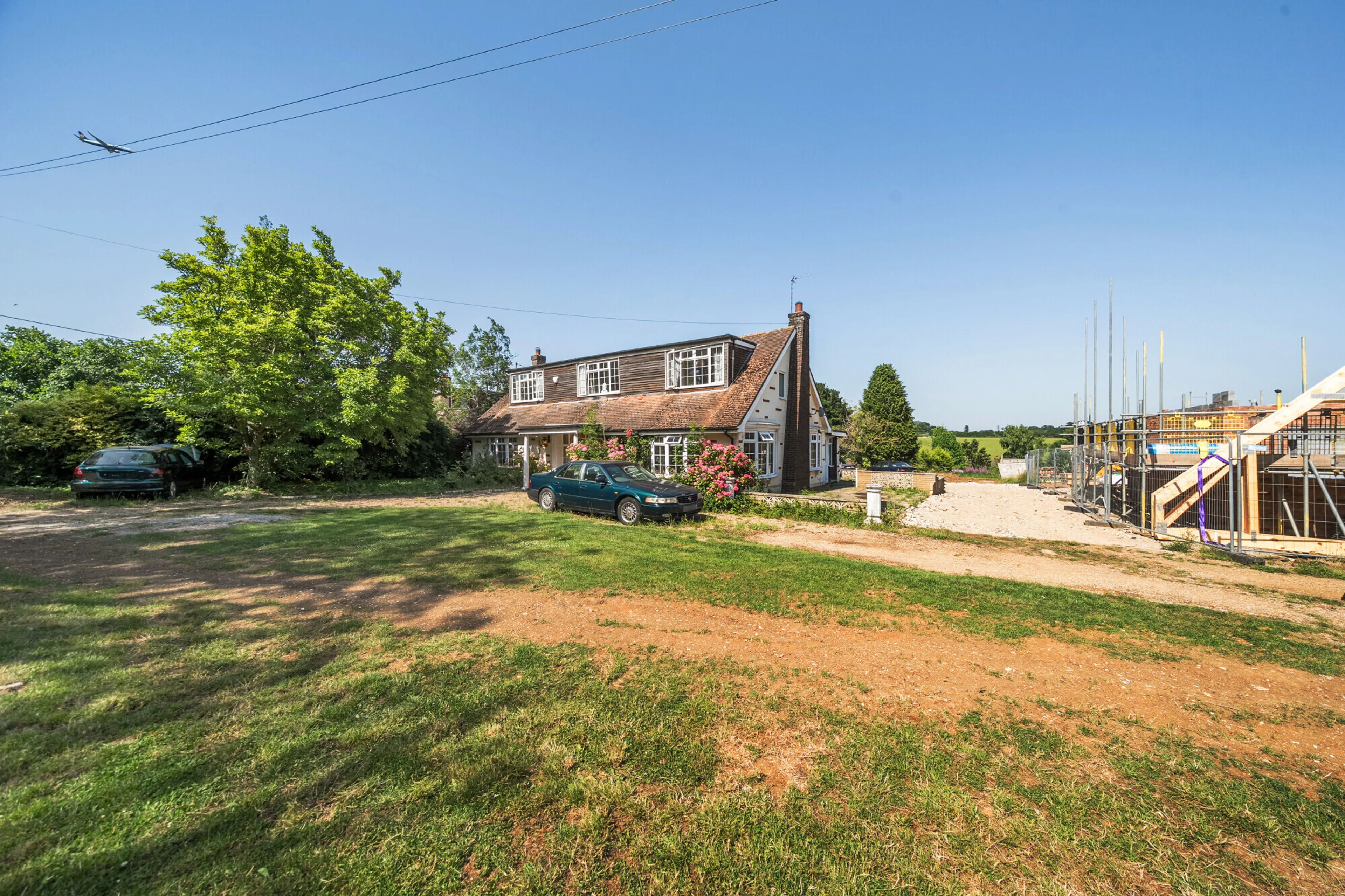 Property photo 0