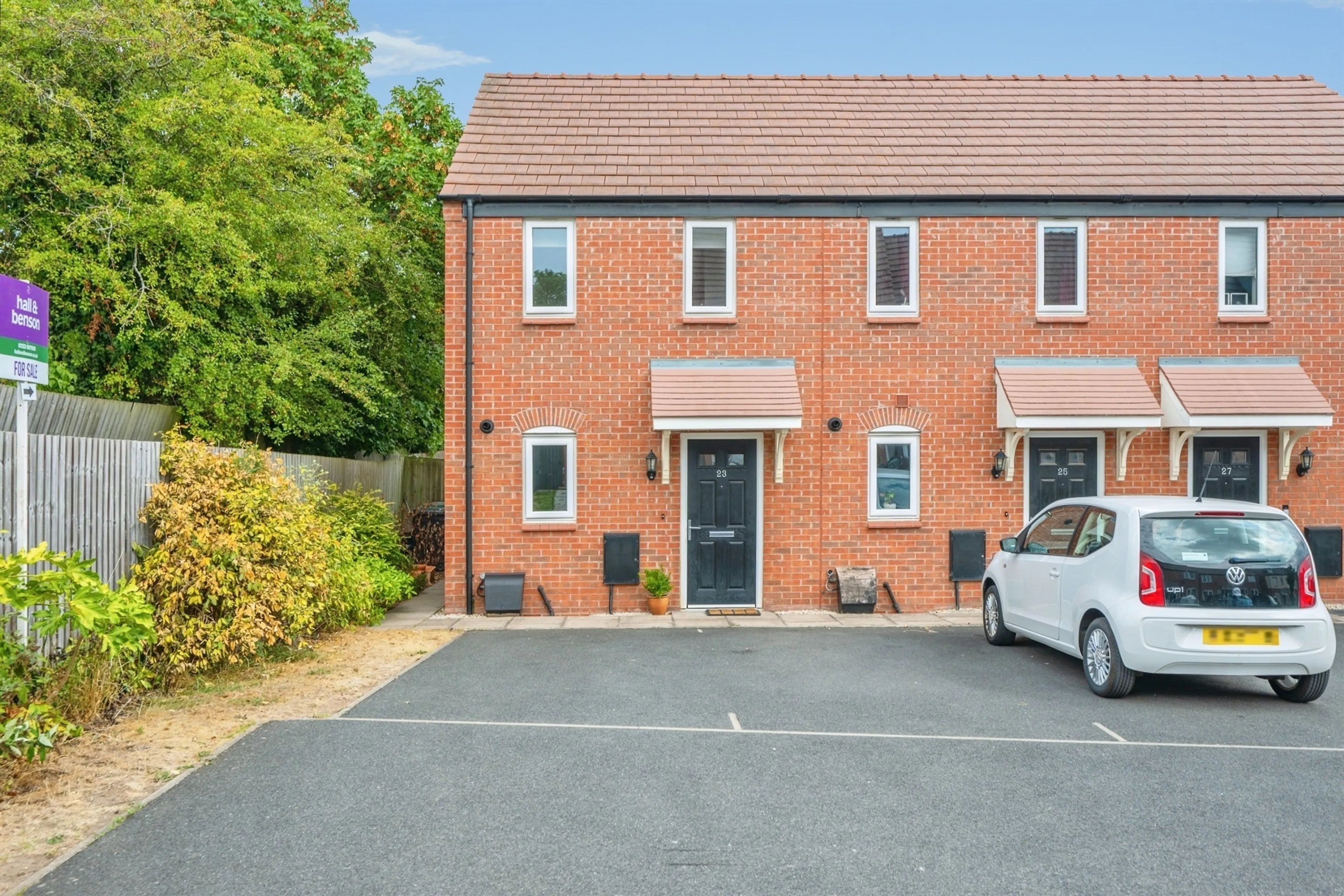 Property photo 0