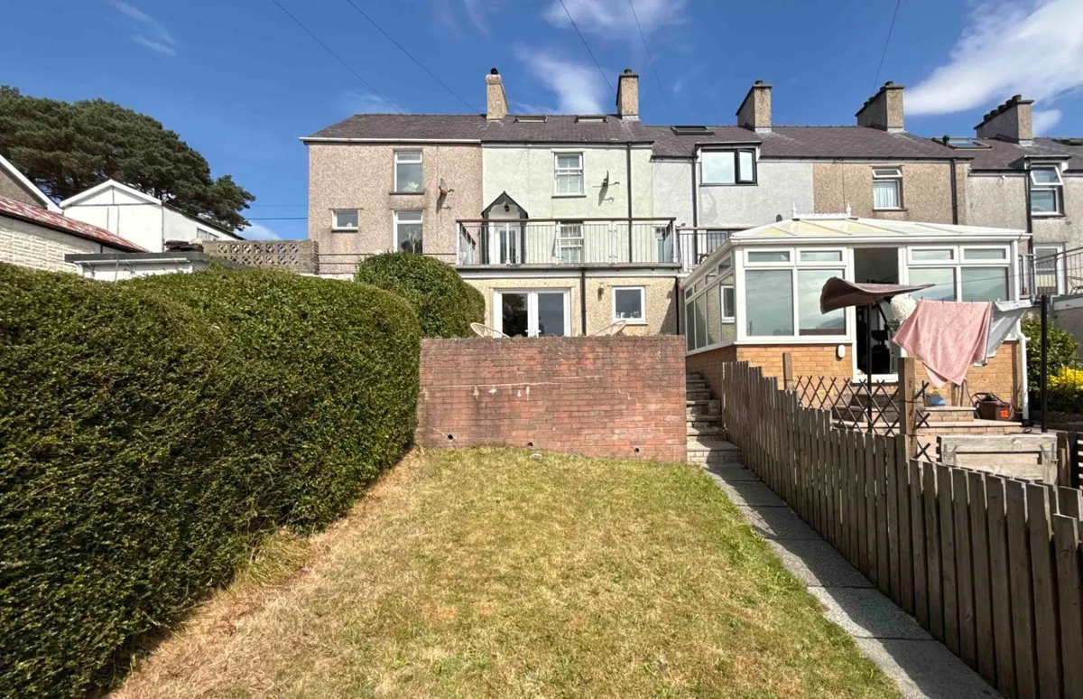 Coetmor Mount, Bethesda, Bangor, Gwynedd, LL57