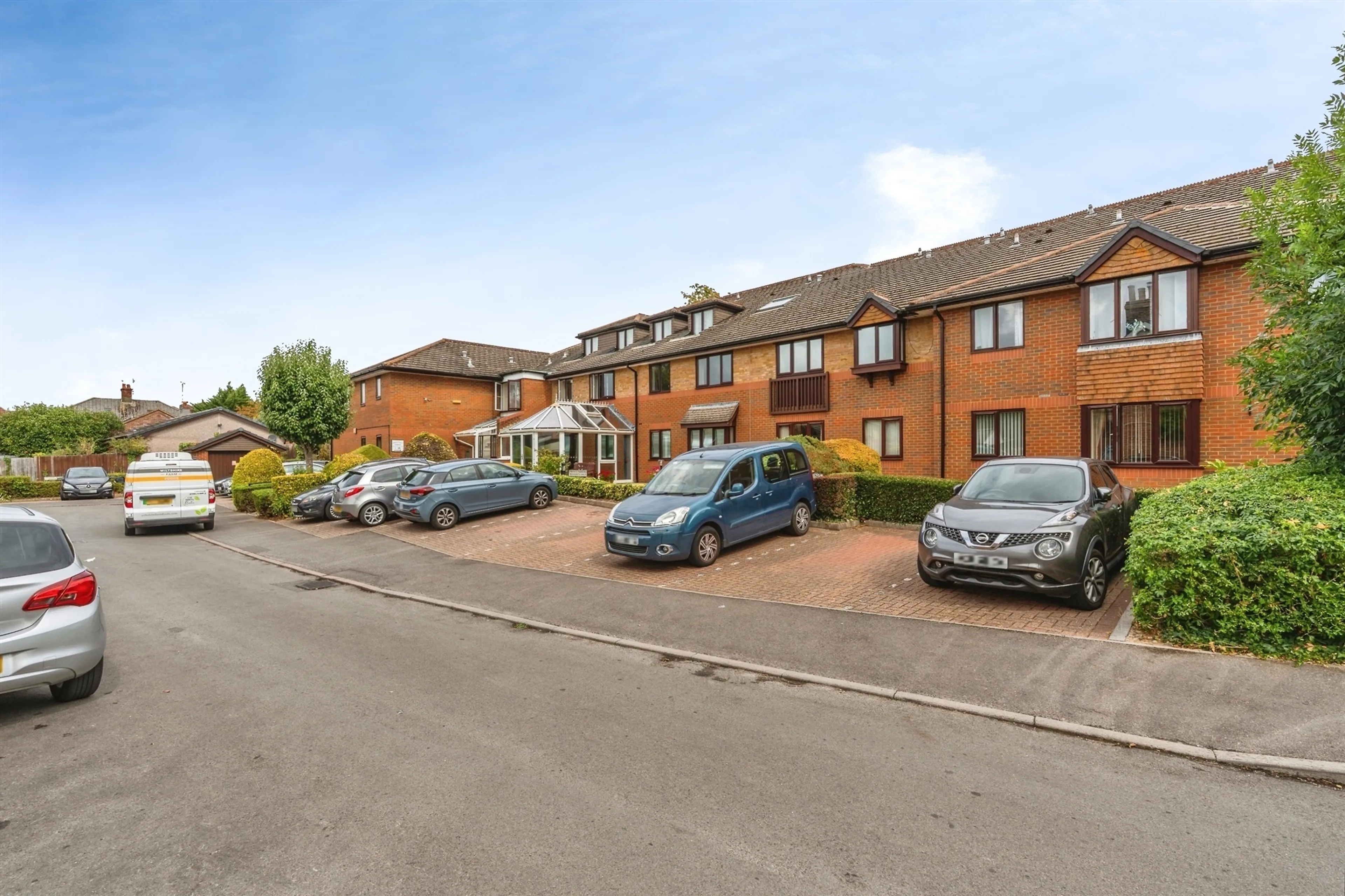 Property photo 0