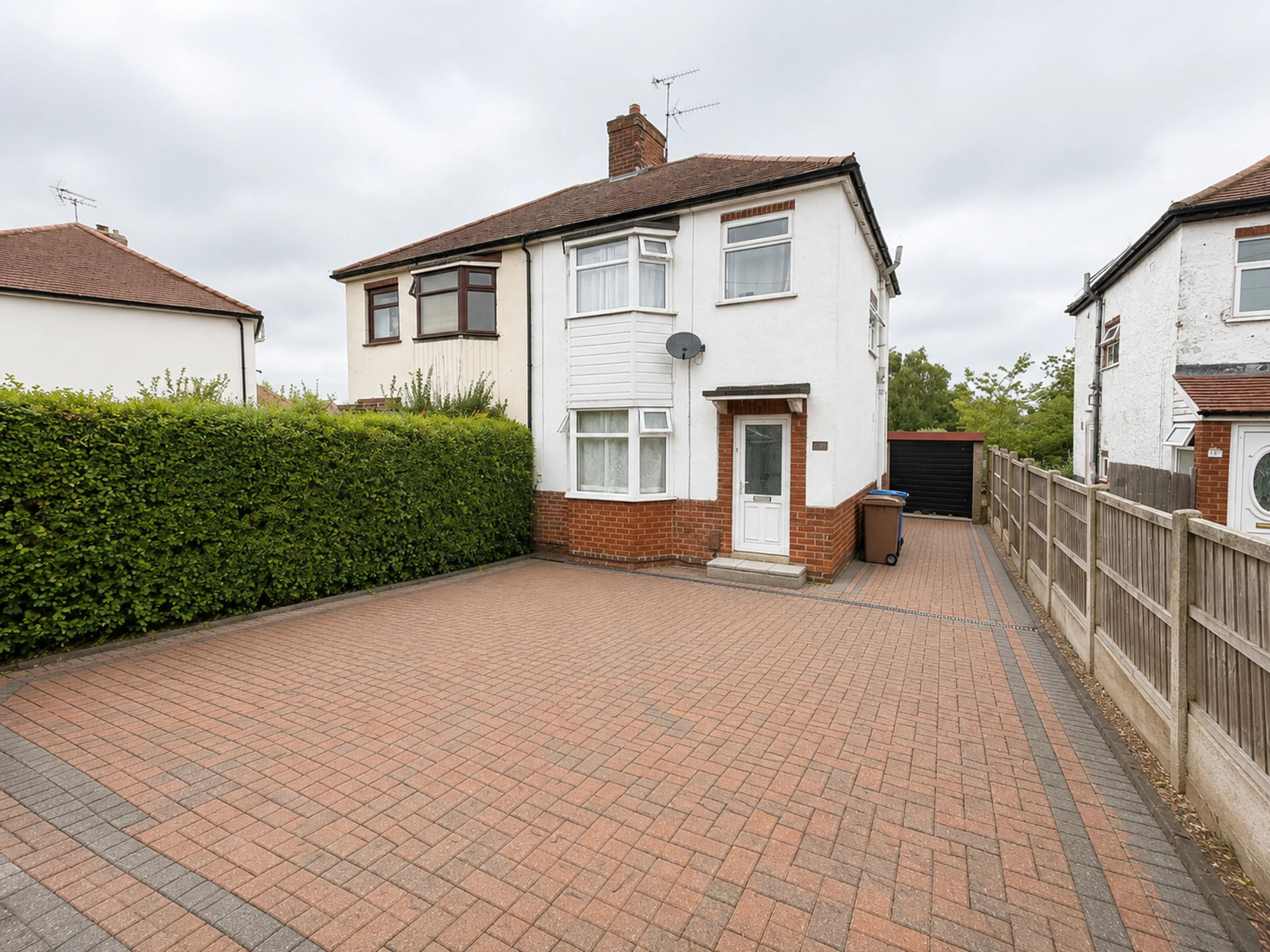 Property photo 0
