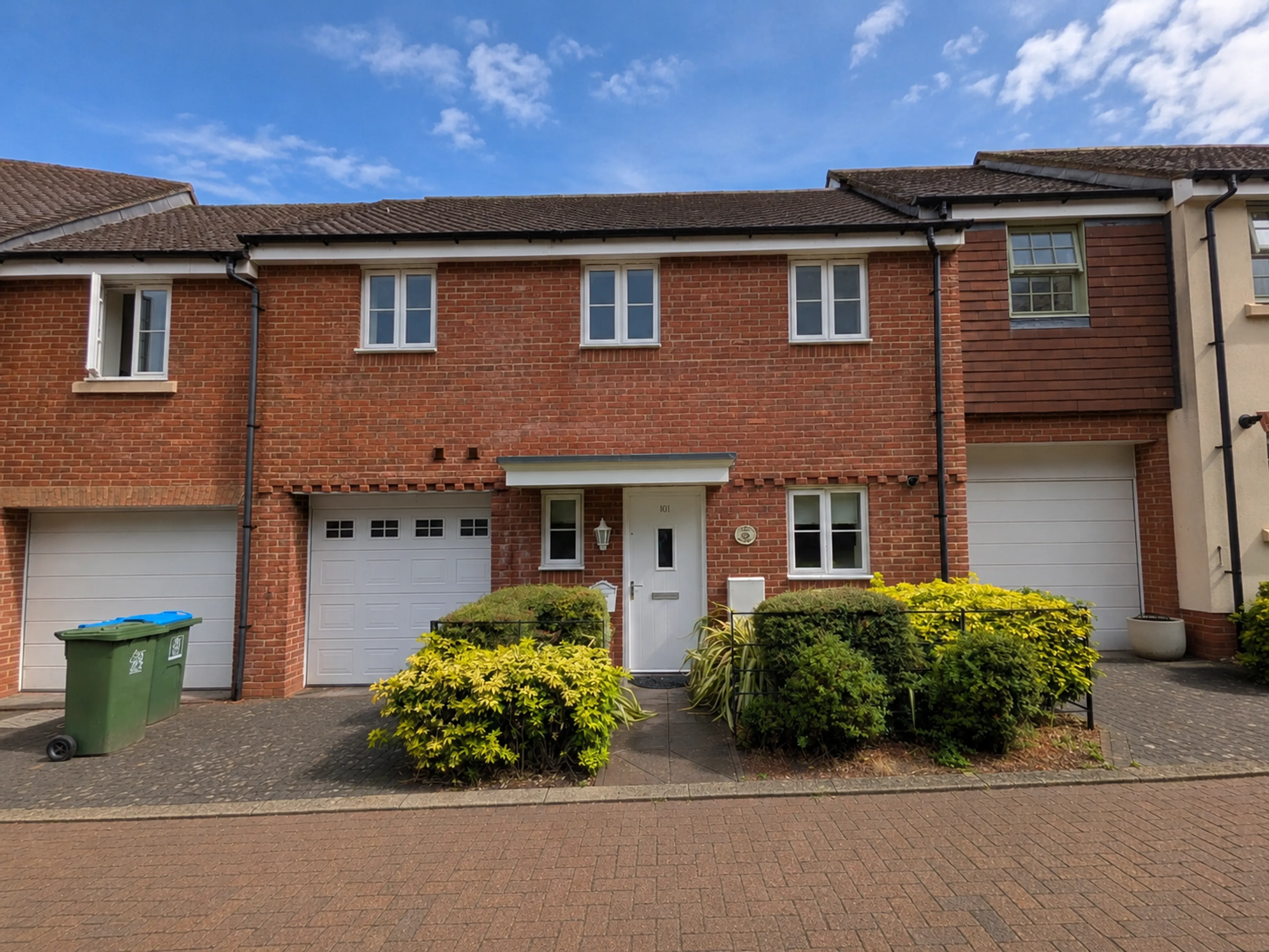 Property photo 0