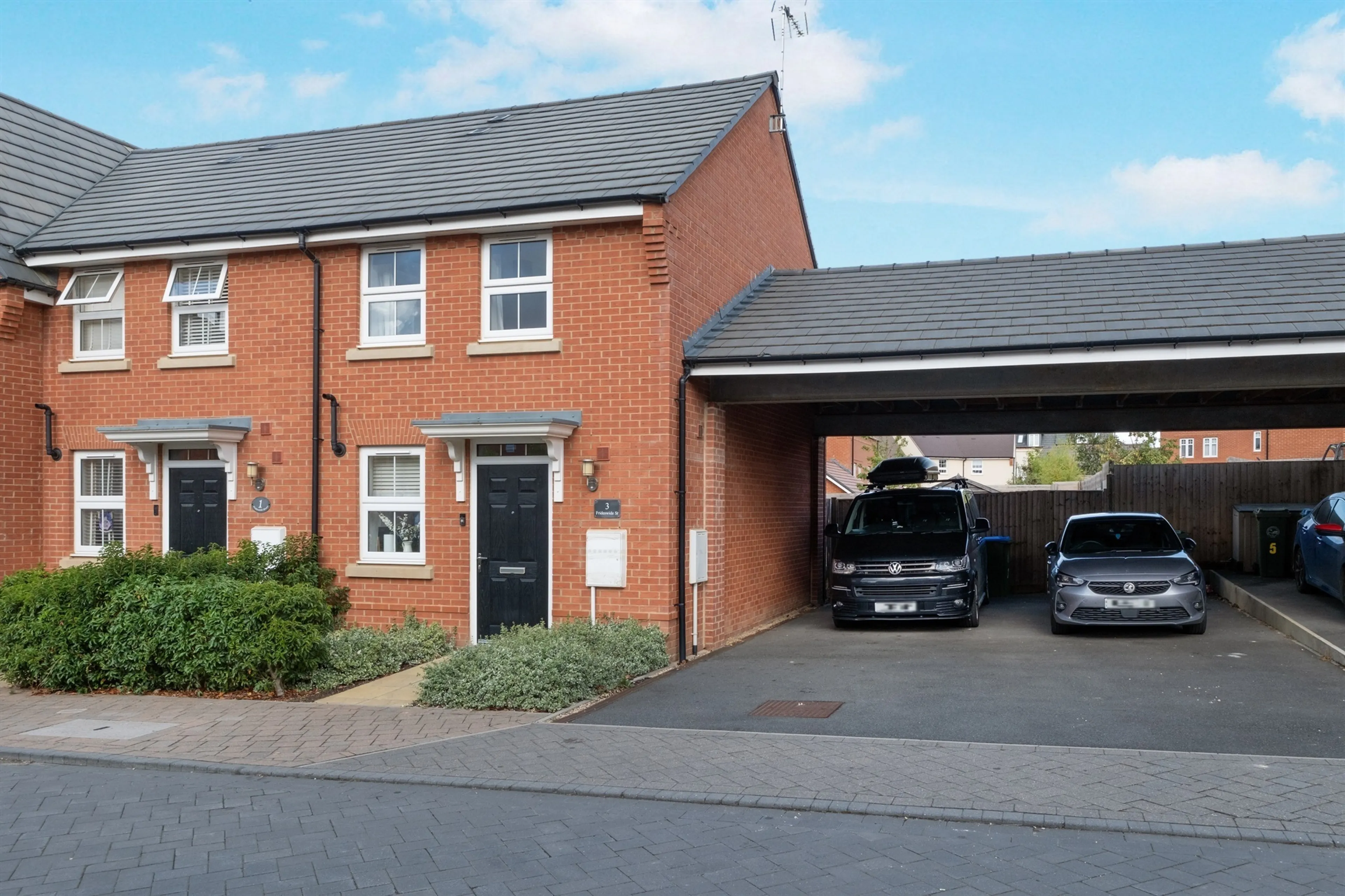Property photo 0