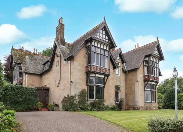 Kilbarchan Road, Bridge of Weir, PA11