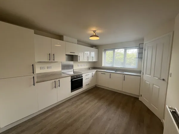 Woodfield Way, Dominion Estate, DN4 8FF