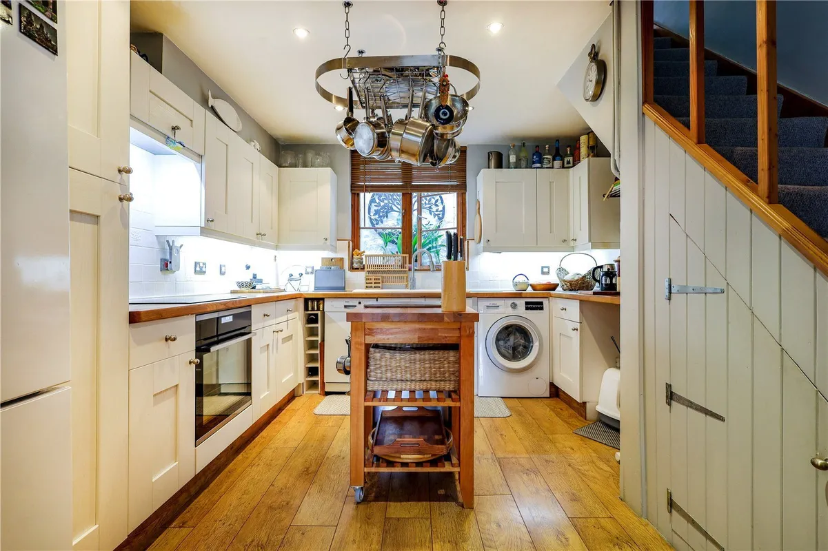 Longmoor Road, Greatham, Liss, Hampshire, GU33