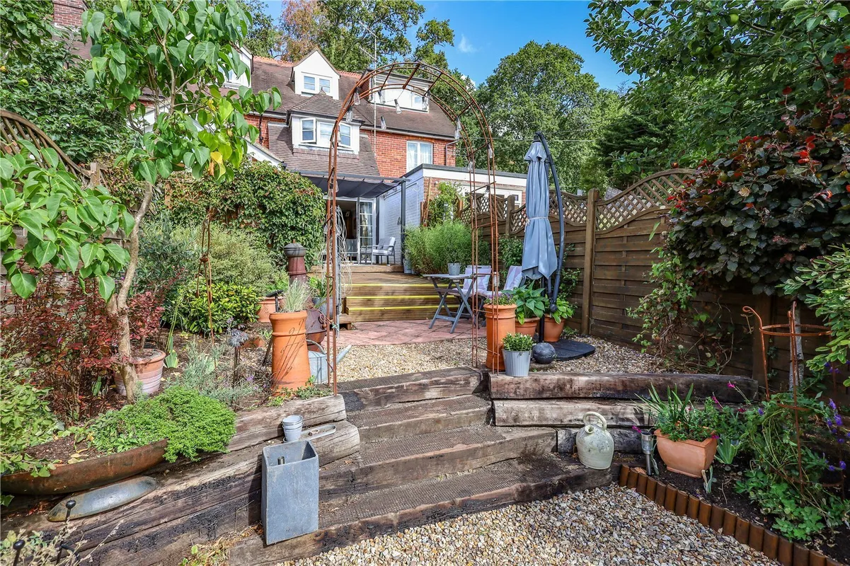 Longmoor Road, Greatham, Liss, Hampshire, GU33