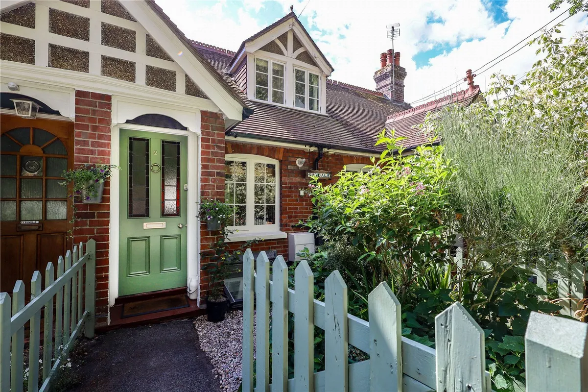Longmoor Road, Greatham, Liss, Hampshire, GU33