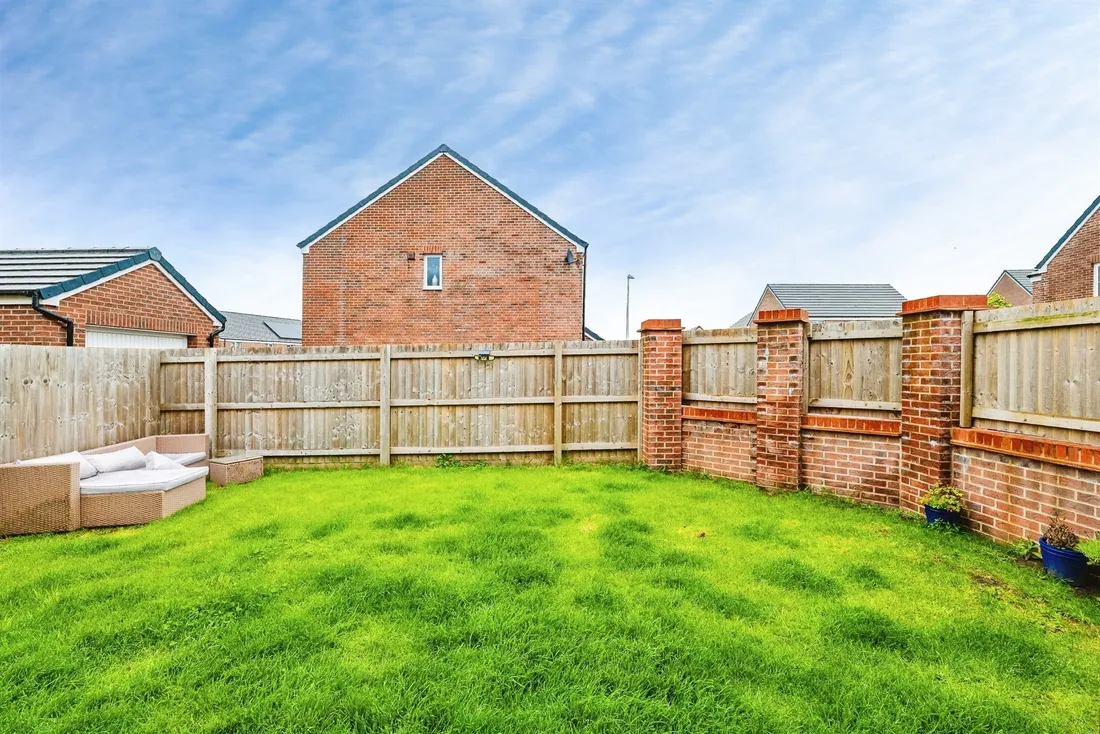 Property photo 28