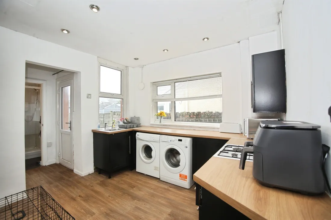 Property photo 8