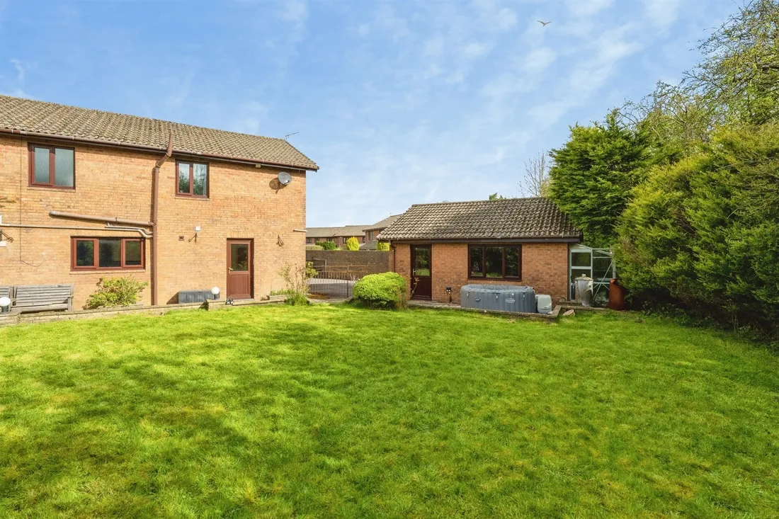 Property photo 24