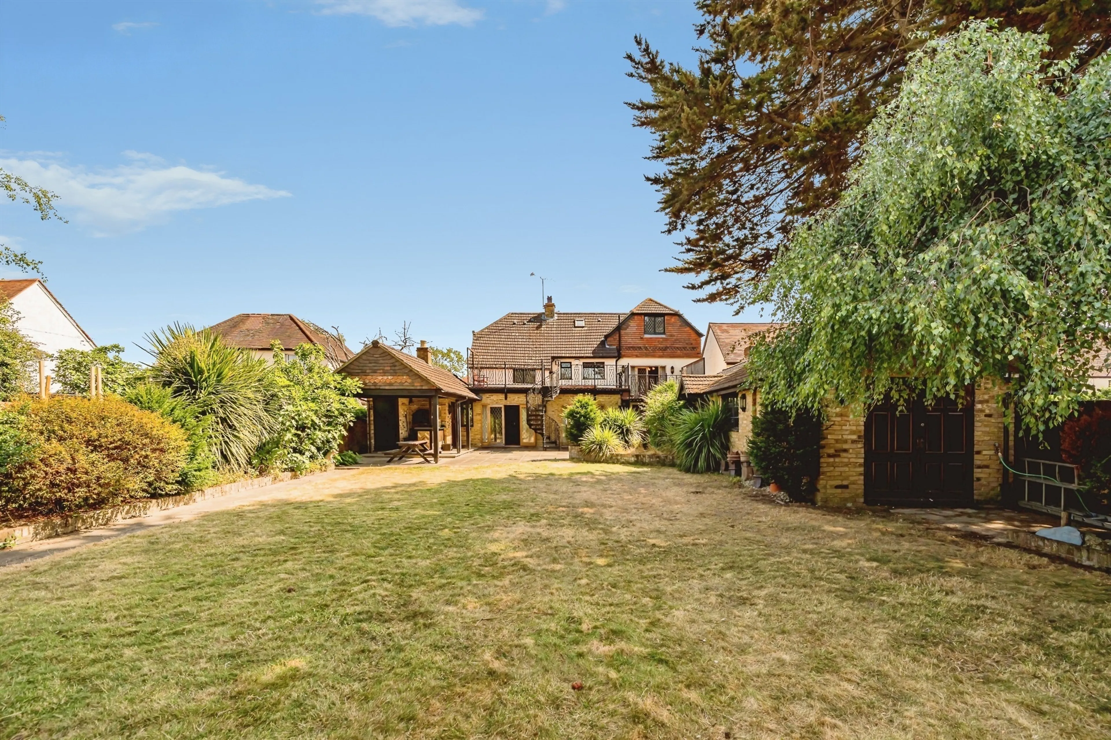 Property photo 0