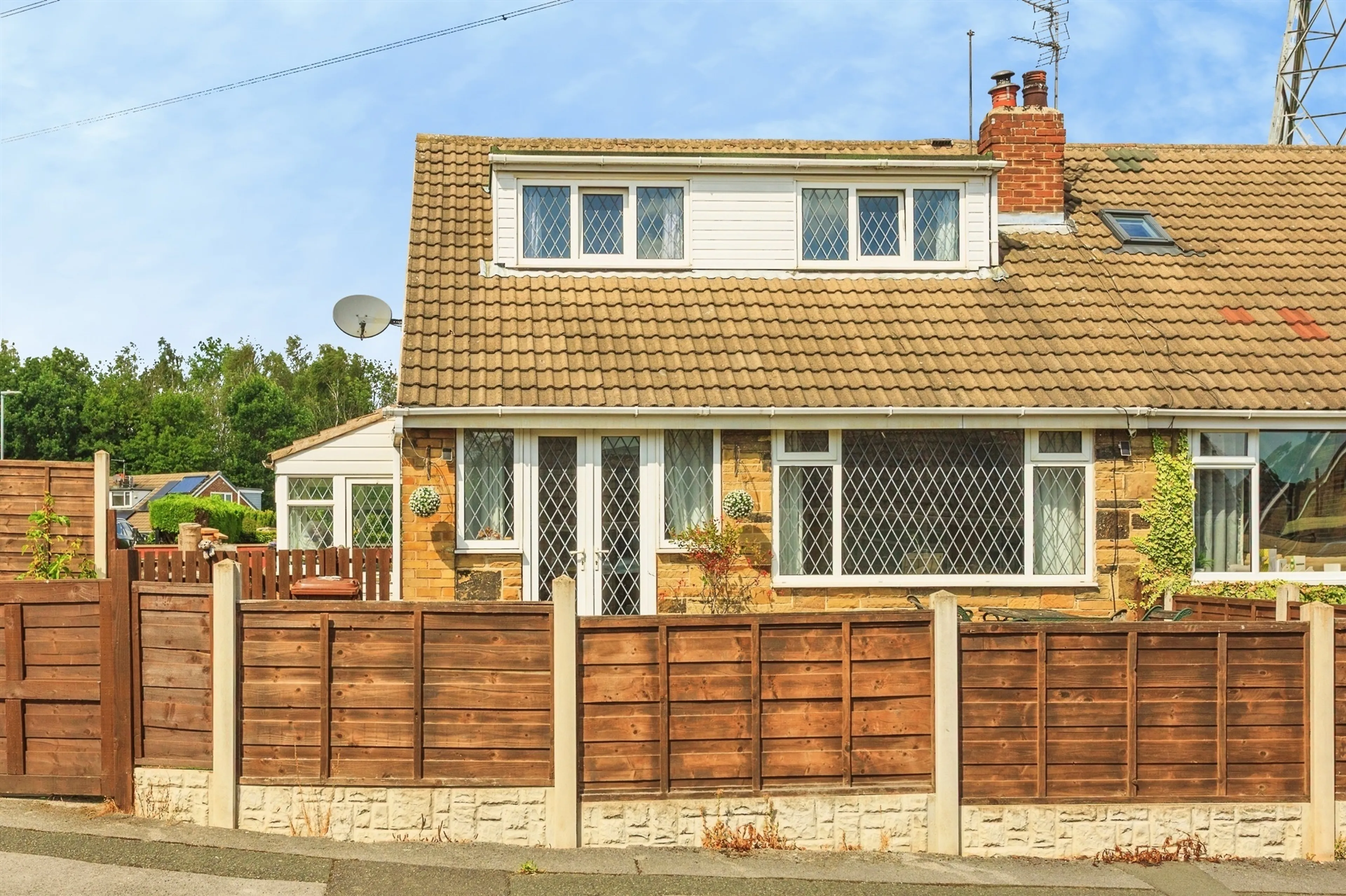 Property at Lingwell Gate Drive, Wakefield