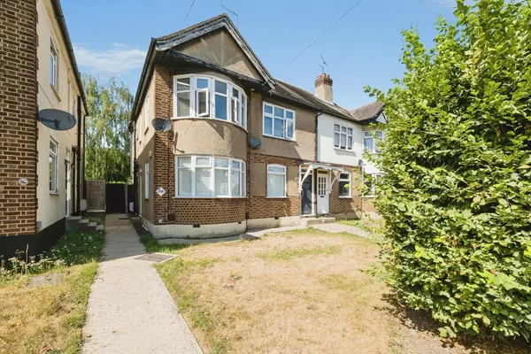 Granton Avenue, Upminster, RM14