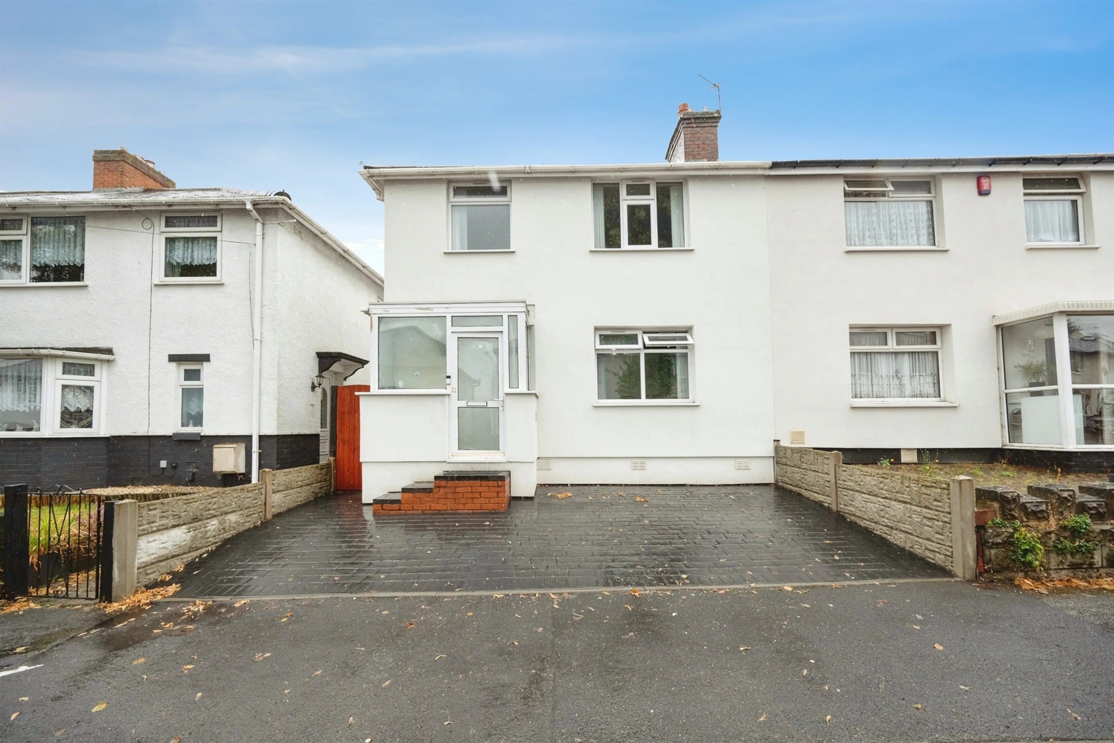 Property photo 0